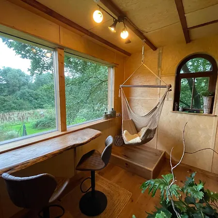 Bed & Breakfast Baumhaus Beletage Bockhop