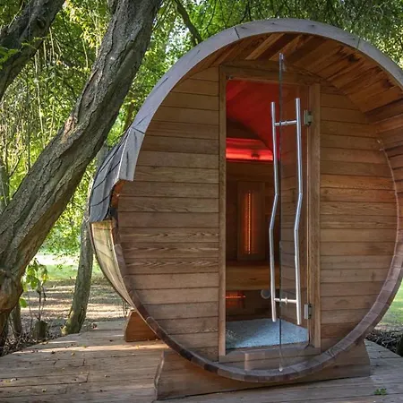 Bed & Breakfast Baumhaus Beletage Bockhop