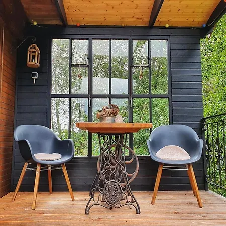 Baumhaus Beletage Bed & Breakfast